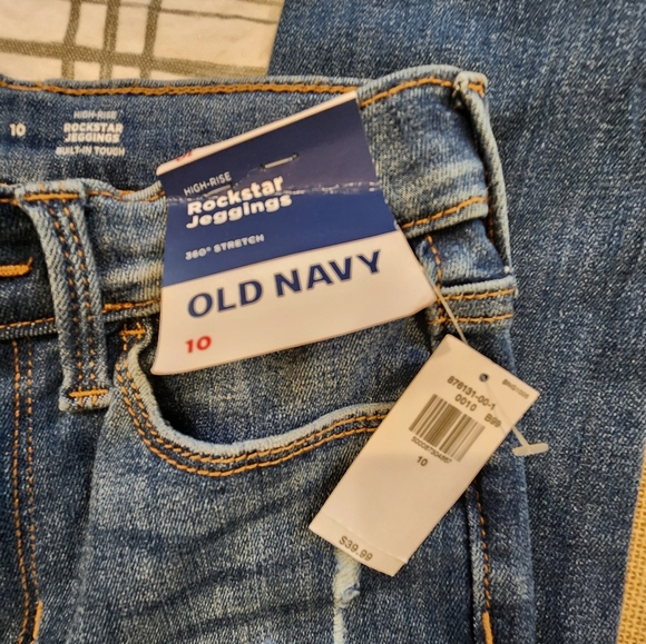 Old Navy Rockstar Jeggings - Picture 4 of 5